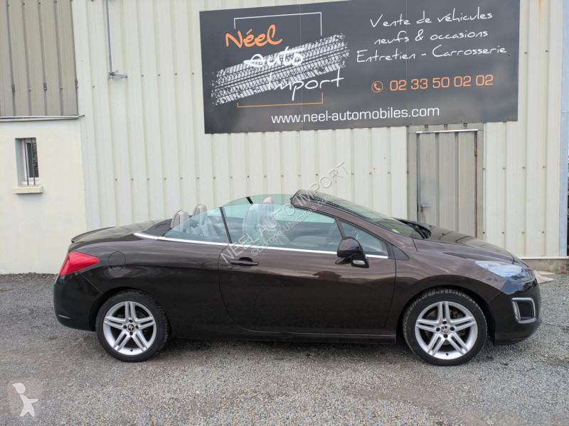 Véhicule utilitaire Peugeot 308 CC 2.0 HDI...
