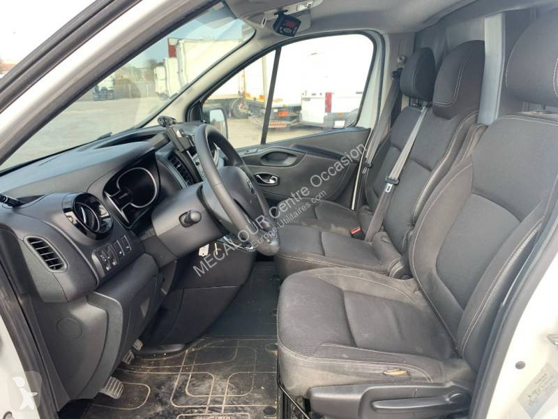 Véhicule utilitaire Nissan
