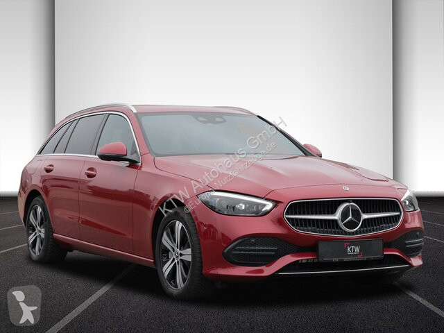 Véhicule utilitaire Mercedes C 300 T...
