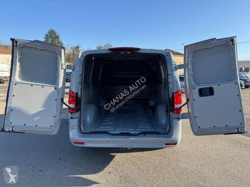 عربة نفعية Mercedes SELECT 9G-TRONIC
