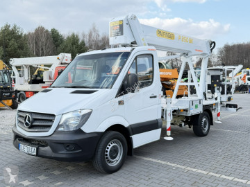عربة نفعية Mercedes