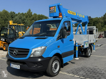 Furgoneta Mercedes