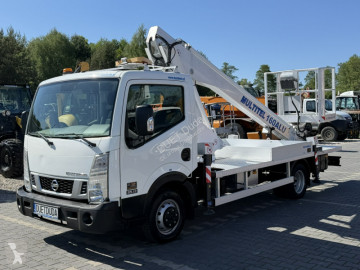 Лекотоварен автомобил Nissan Cabstar