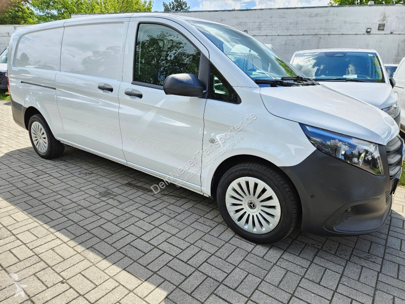 عربة نفعية Mercedes Vito...