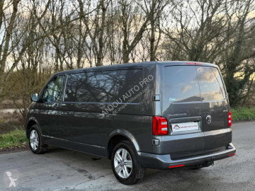Furgoneta mediana Volkswagen