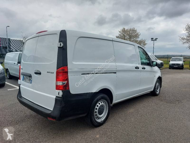 Furgoneta Mercedes