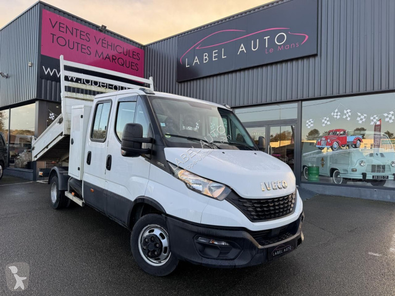 Véhicule utilitaire Iveco 35c14