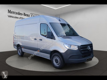 Fourgon utilitaire Mercedes