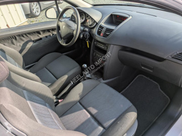 Osobowy Peugeot