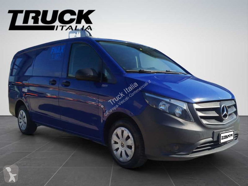 Véhicule utilitaire Mercedes III 114 - vito 114...