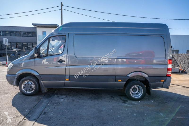 عربة نفعية Mercedes 519 CDI