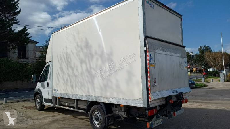 Samochód dostawczy Fiat