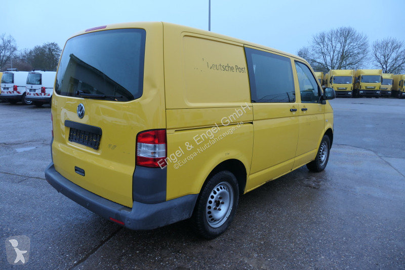 Véhicule utilitaire Volkswagen T5 Transporter...