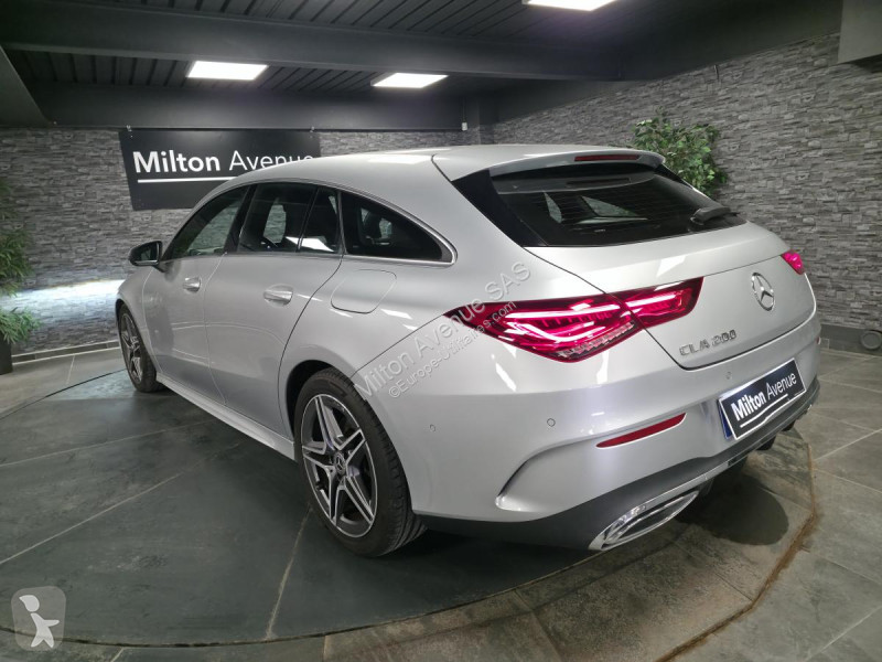 Véhicule utilitaire Mercedes CLA Shooting Brake...