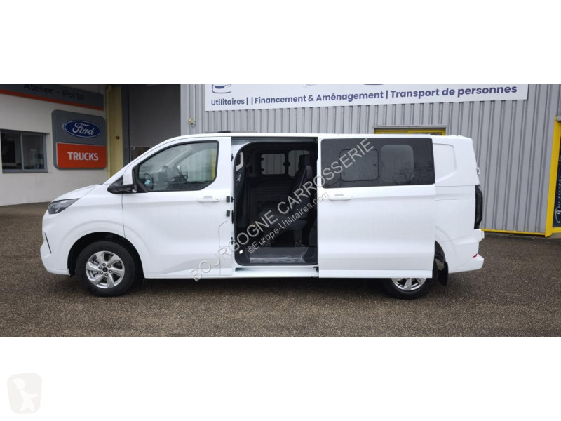 Véhicule utilitaire Ford TRANSIT CUSTOM 2.0...