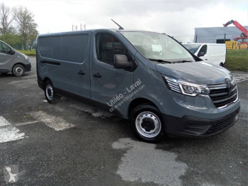 Fourgon moyen Renault neuf