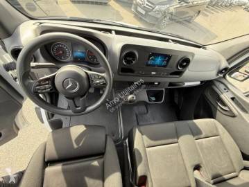Bedrijfswagen Mercedes