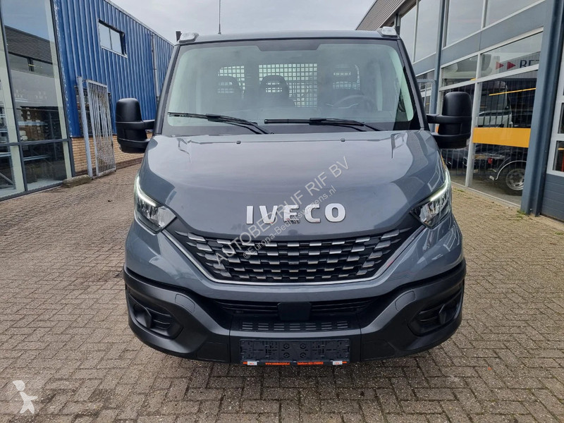 Nyttofordon Iveco 35C18 3.0D Open Laadbak 4.12...