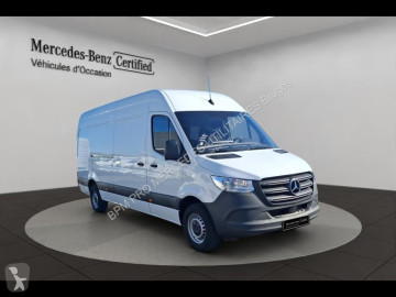 Furgon dostawczy Mercedes