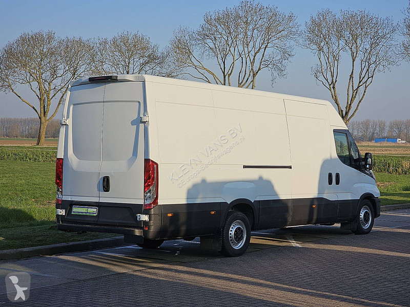 Furgoneta Iveco 35S16 L4H2 Navi Camera AC!