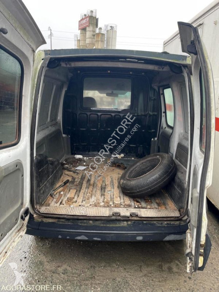 Véhicule utilitaire Renault KANGOO