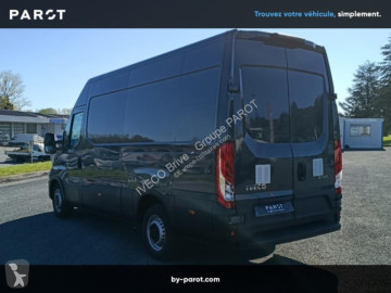 Fourgon utilitaire Iveco