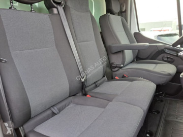 عربة نفعية بصندوق ذي حجم كبير Renault