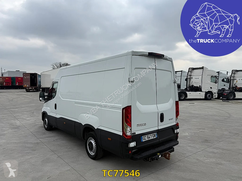 Nyttofordon Iveco 35S18V12