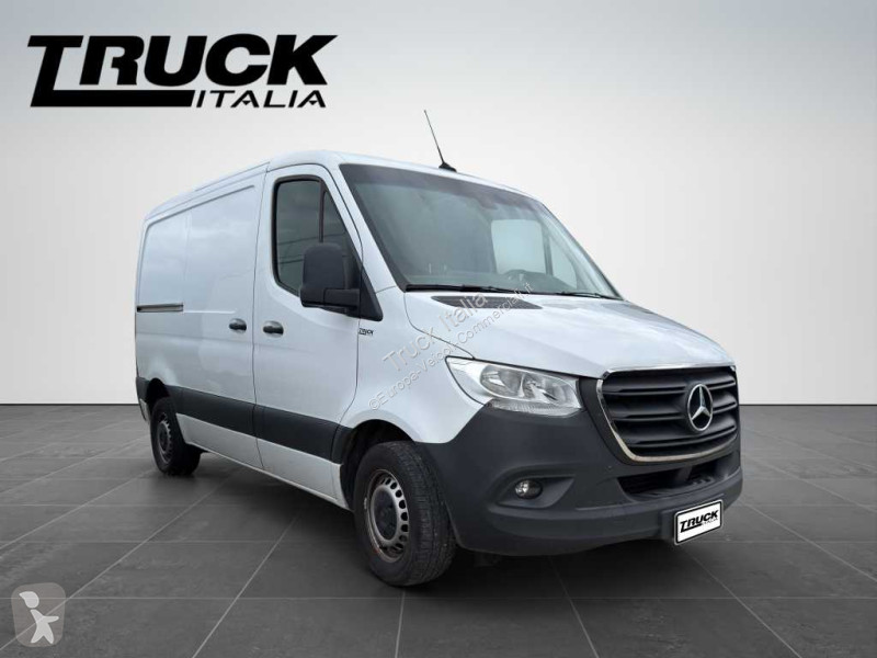 Bedrijfswagen Mercedes III - sprinter 215 2.0...