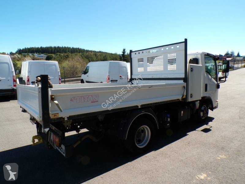 Véhicule utilitaire Isuzu