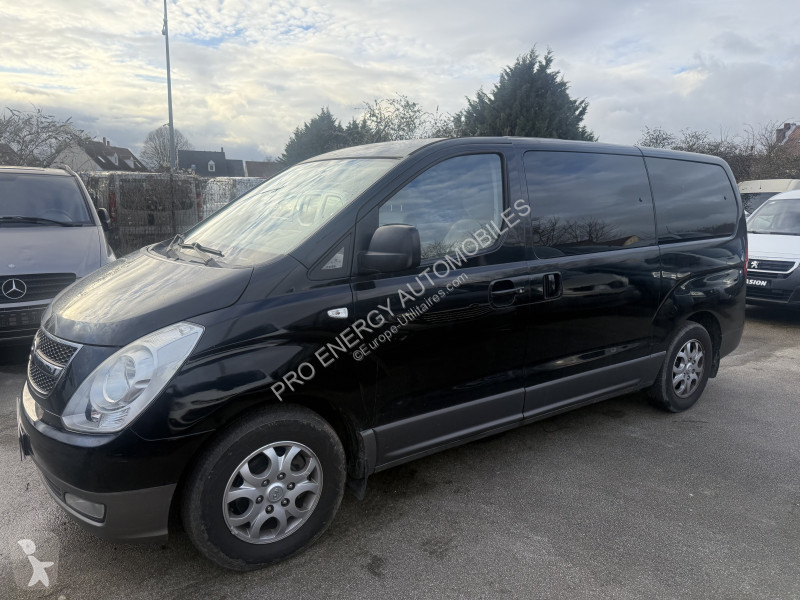 عربة نفعية Hyundai H1 VAN