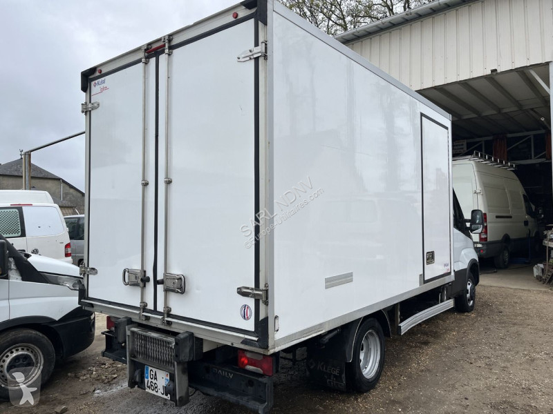 عربة نفعية Iveco 35c14