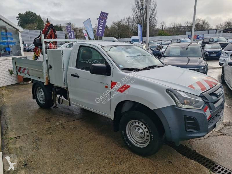 Samochód dostawczy Isuzu