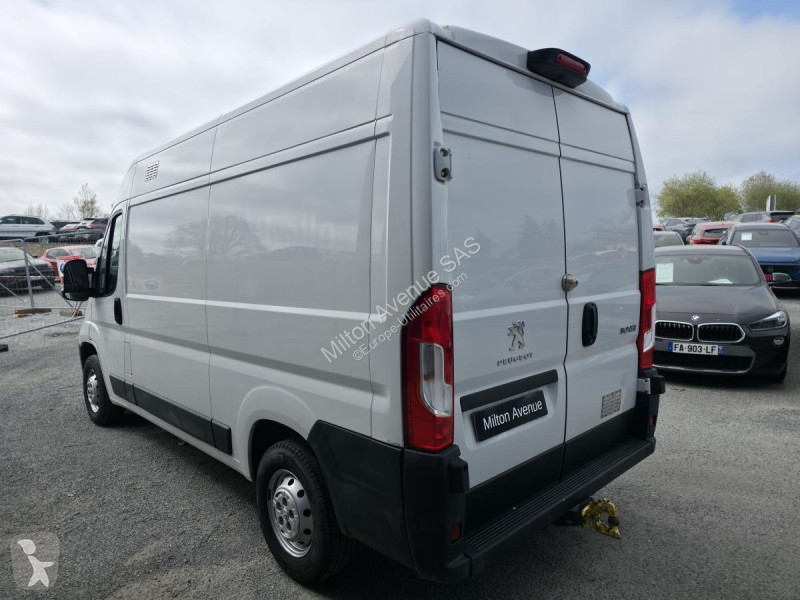 Peugeot BOXER Asphalt 335 L2H2 2.2 BlueHDi 140...