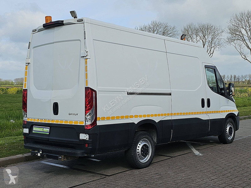 Furgoneta Iveco 35 S 14
