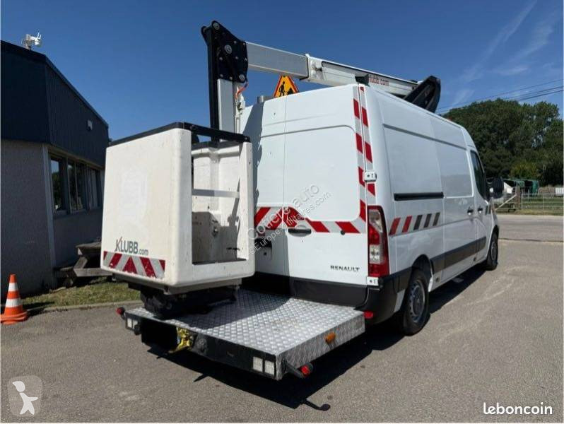 Samochód dostawczy Renault