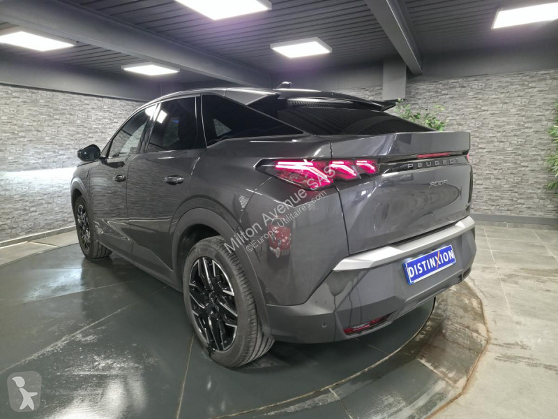 عربة نفعية Peugeot 3008 1.2i Hybrid -136 - BV...
