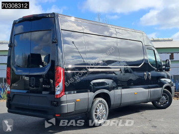 Caja cerrada Iveco nueva