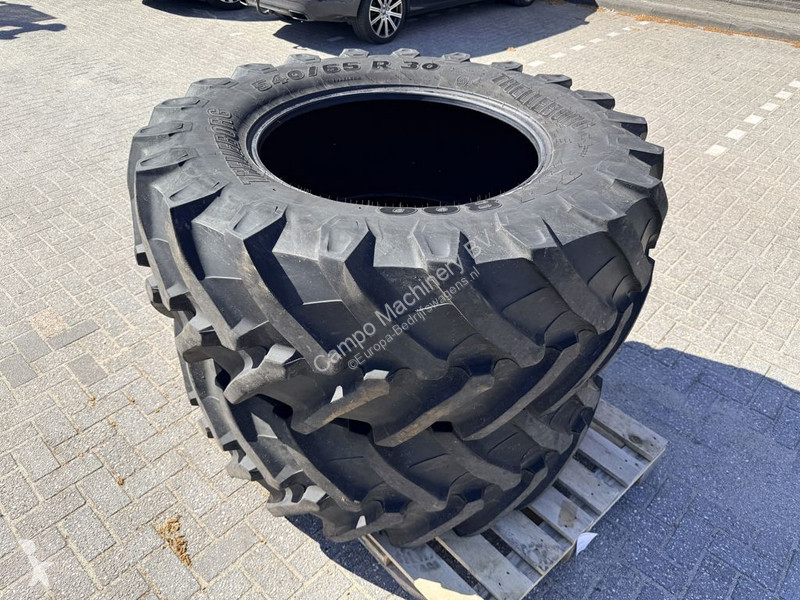 Furgoneta Trelleborg 540/65R30 TM800 Banden