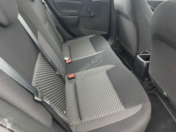 سيارة حضرية Nissan