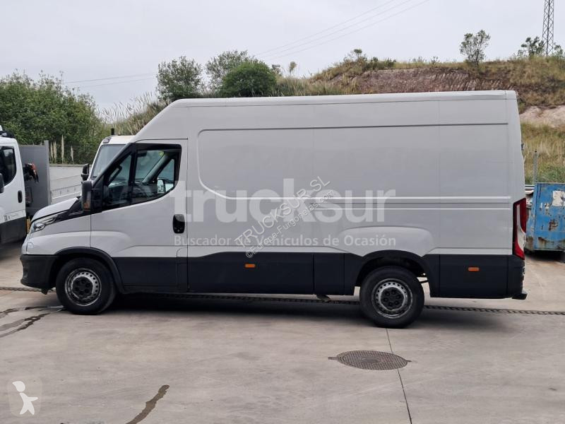 Furgoneta Iveco  DAILY 35S14 12M3