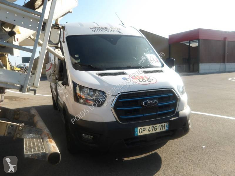 Véhicule utilitaire Ford