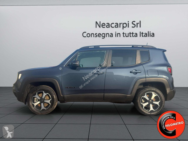 عربة نفعية Jeep