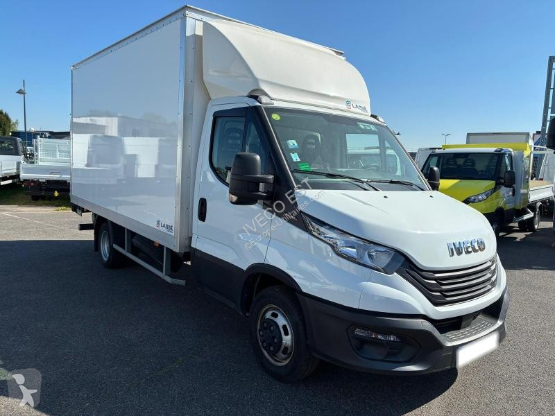 Véhicule utilitaire Iveco CCb 35C16 Moteur 3L00...