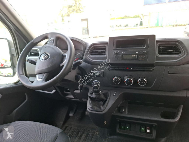 Véhicule utilitaire Renault F3500 L2H2 2.3 dCi...