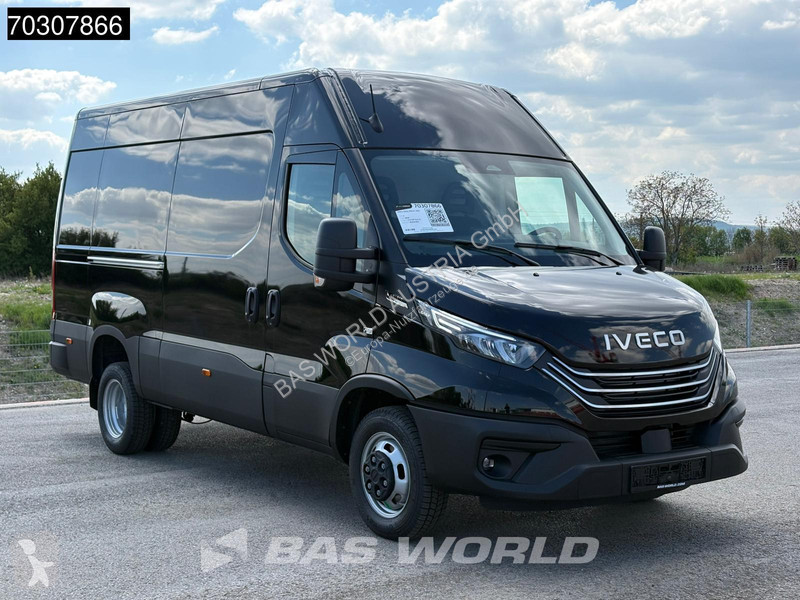 Véhicule utilitaire Iveco 35C21...