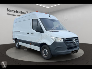 Caja cerrada Mercedes