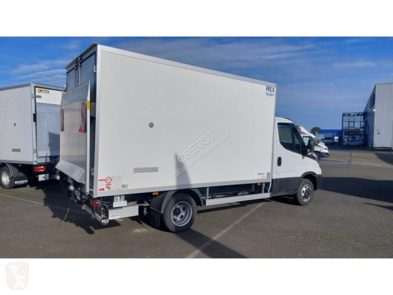 Véhicule utilitaire Iveco DAILY 35C16
