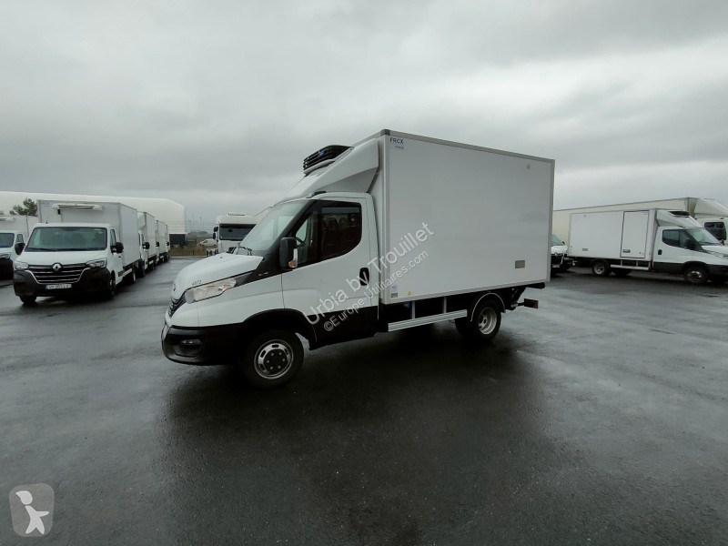 Véhicule utilitaire Iveco FRIGO 12M3 160 CV...