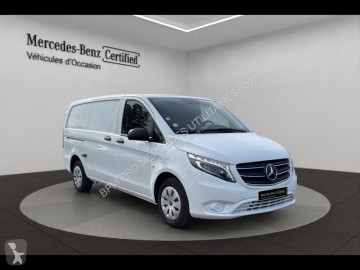 Furgon dostawczy Mercedes